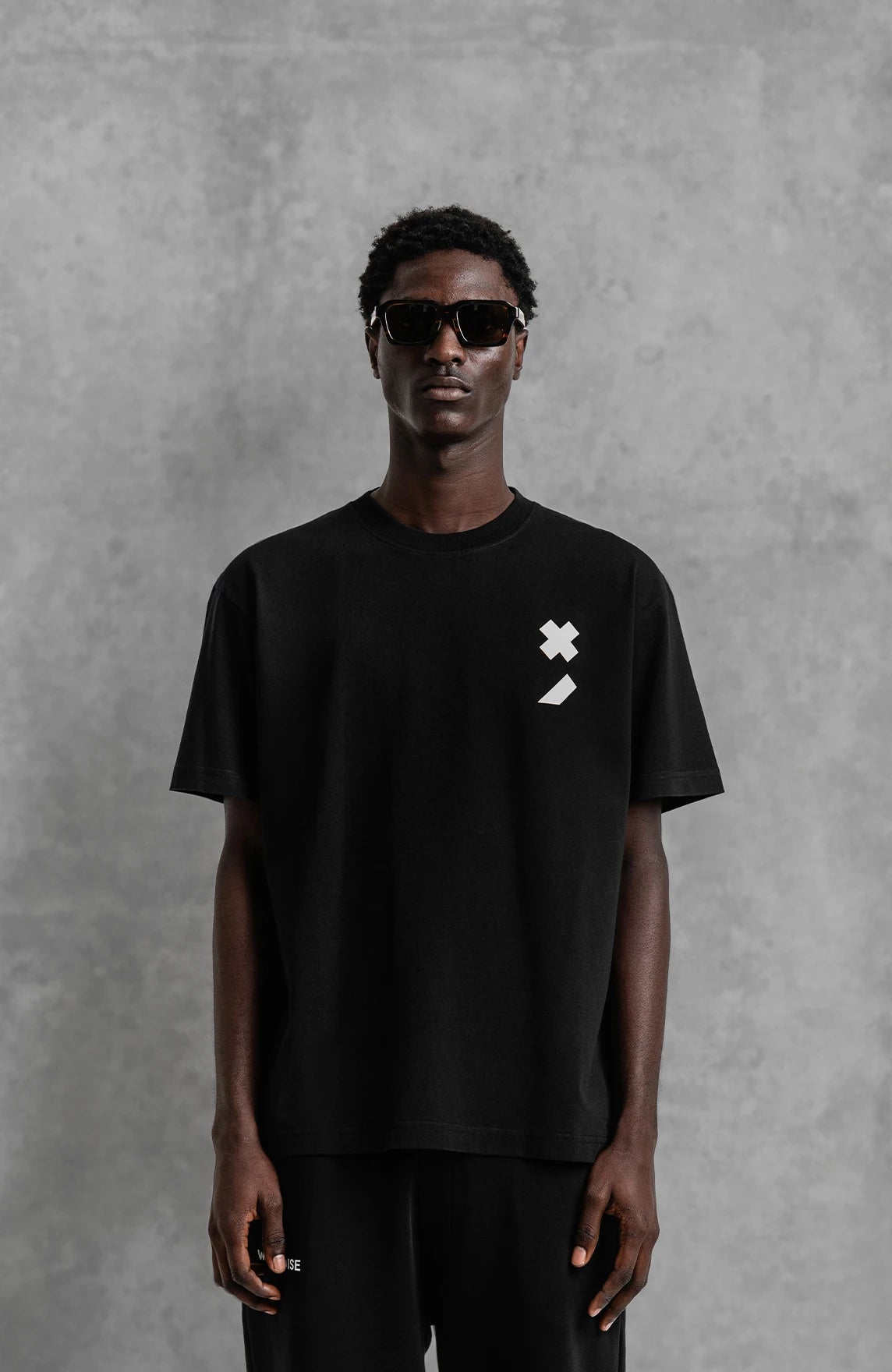 CLASSIC ICON T-SHIRT