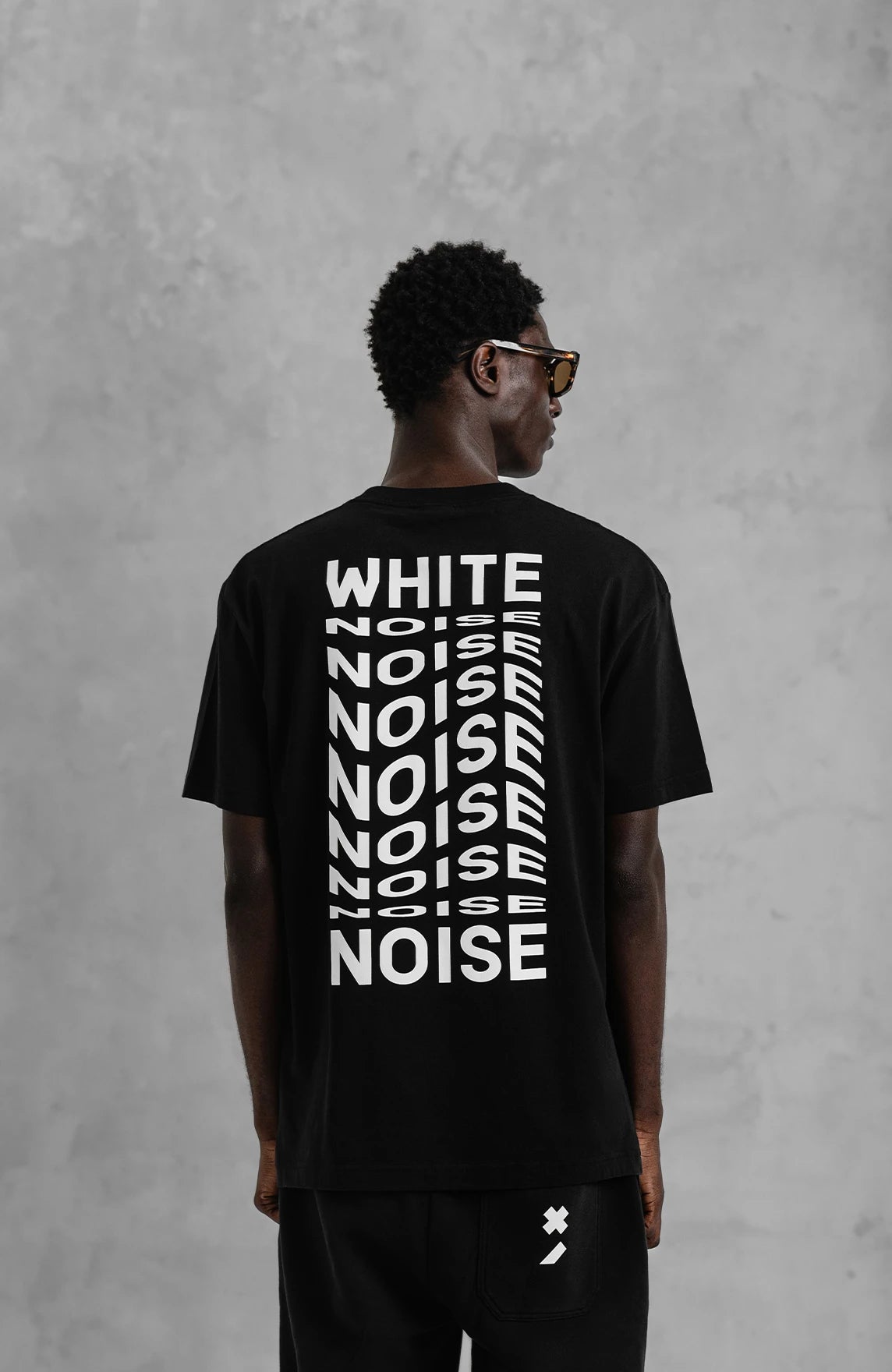 BRANDED GRAPHIC T-SHIRT
