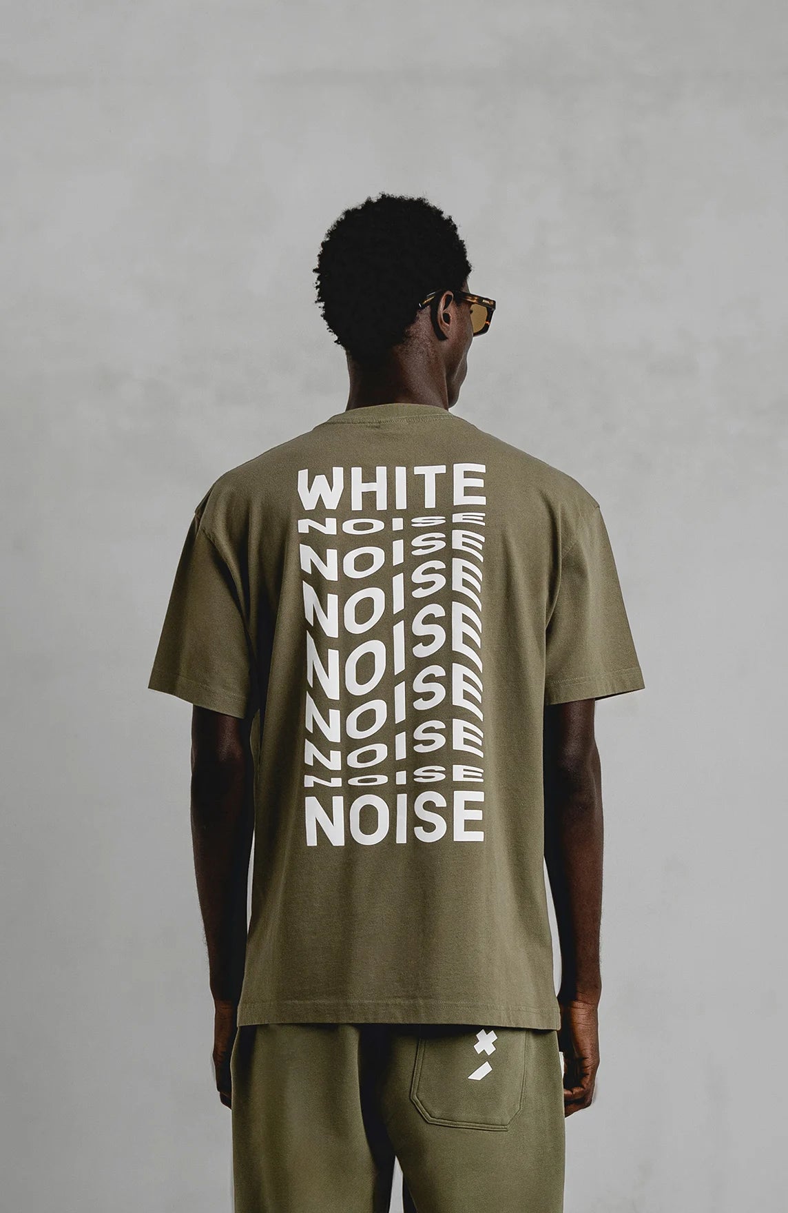 BRANDED GRAPHIC T-SHIRT